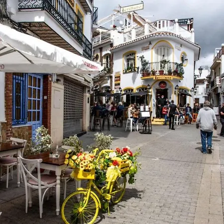 Estudio Jimena Cordoba En El Centro De アパート ネルハ